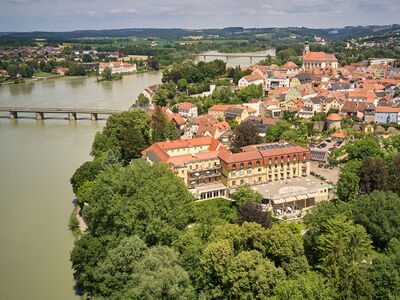 /assets/images/7/werbungaminn-kurhaus-drohnenfoto03-c584pd20rgsydqk.jpg
