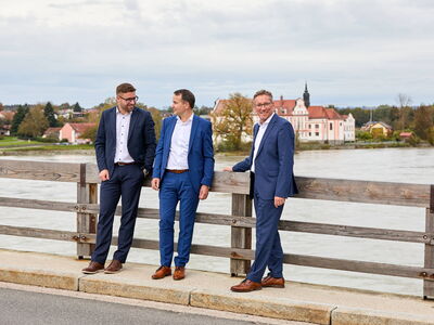 /assets/images/8/werbungaminn-imagefotografie-raiffeisenbank-schaerding-32-qxhqrr6j0pg81ca.jpg