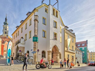 /assets/images/a/werbung-am-inn_gutgemacht-stadthotel04-616f65ba.jpg