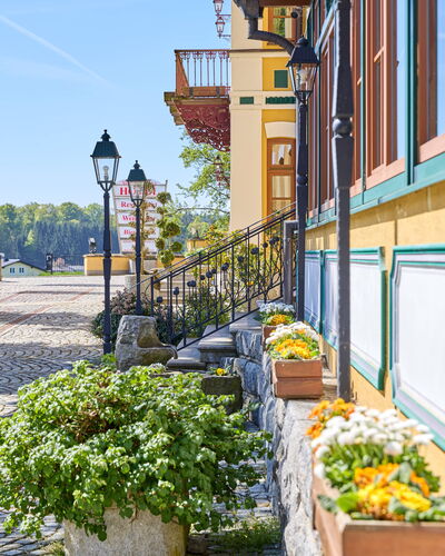 /assets/images/m/werbung-am-inn-fotografie-waldschloss-21-sc1yca4md3v8g6n.jpg