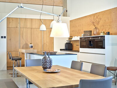 /assets/images/y/werbung-am-inn-fotografie-wohnteam-02-y1rznbva55hraw9.jpg